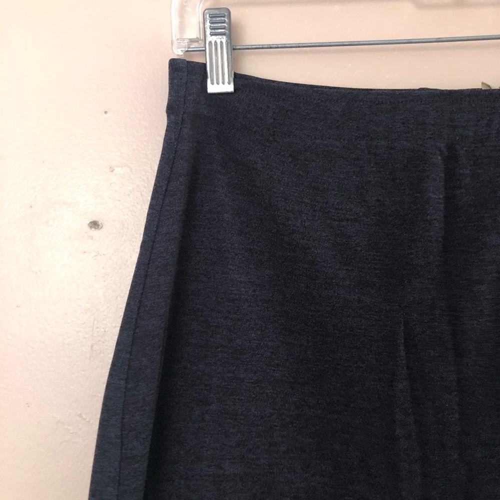 apostrophe Stretch Midi skirt